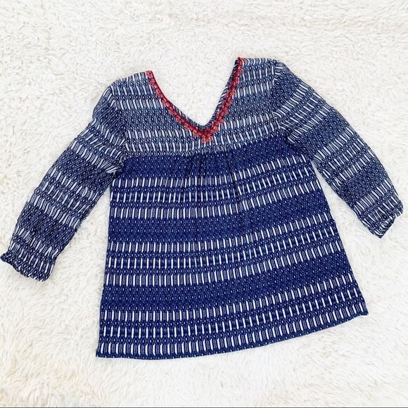 LUCKY BRAND Blue Gray Red V-neck Embroidered Top Medium - Picture 4 of 9